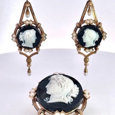14K Sardonyx Cameo Split Pearl Brooch and matching Earrings