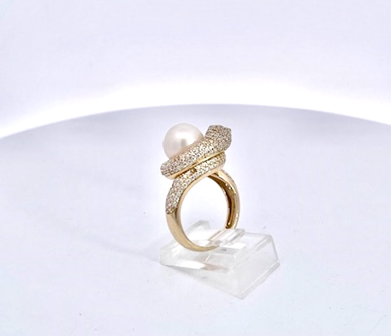Pearl Diamond Snake ring